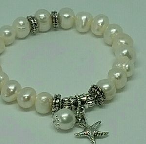 Fresh Water pearl bracelet